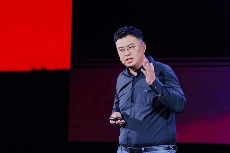 未來(lái)智能發(fā)布AI耳機(jī)新品iFLYBUDS Pro 3與Air 2,解碼AI硬件的三重價(jià)值躍遷 未來(lái)智能發(fā)布AI耳機(jī)新品iFLYBUDS Pro 3與Air 2,解碼AI硬件的三重價(jià)值躍遷